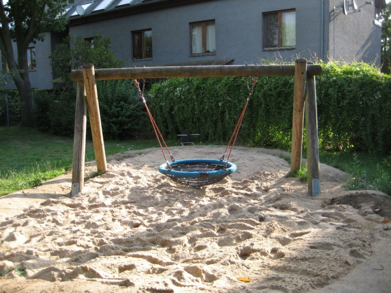 Vogelnestschaukel